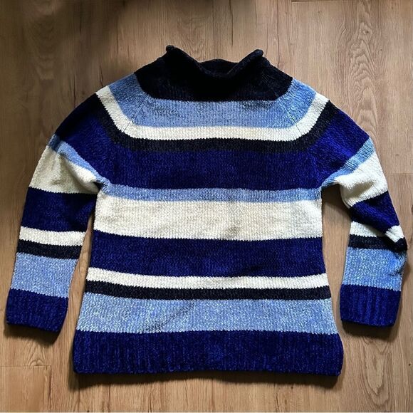 Perfect Vintage Chenille Blue Striped Sweater // soft long sleeve knit - Picture 1 of 6